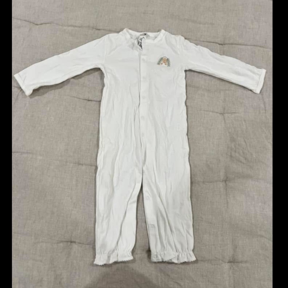 NWOT. Petit Trousseau 12-18 months.